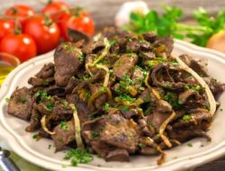 Kaya Nutrisi, Hati Sapi: 8 Manfaat dan Risikonya yang Tersembunyi