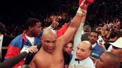 Petarung Legendaris George Foreman: Iman, Tinju, dan Rekor Abadi
