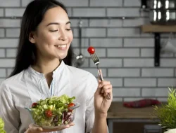 Rahasia Imun Tubuh Kuat? Diet Seimbang & Makanan Warna-warni!